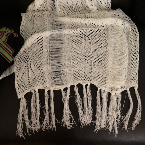 Knitted hollow out tassel cover up swimwear NWT - Picture 3 of 8